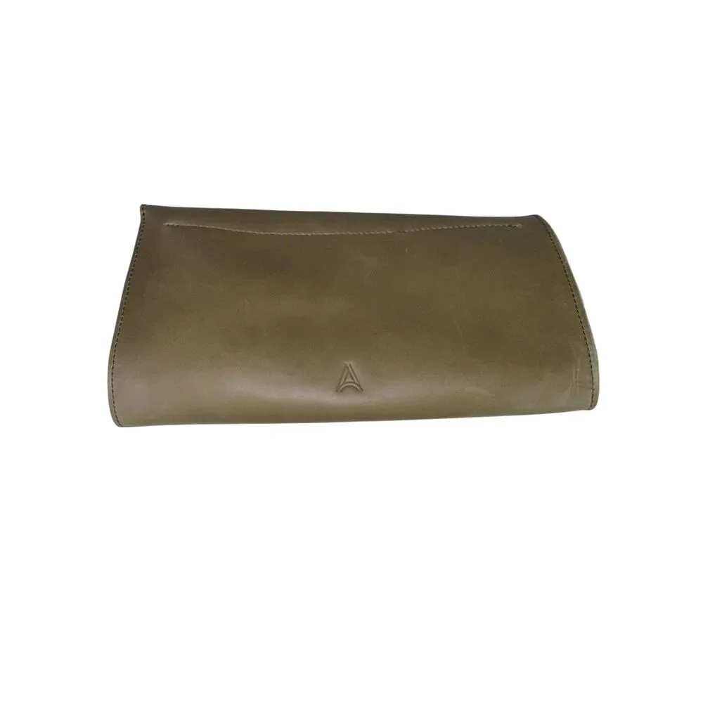 ABLE Mare Leather Olive Green Clutch Handle Handmade Ethiopia Purse‎ NEW